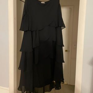 Pretty ruffly black dress